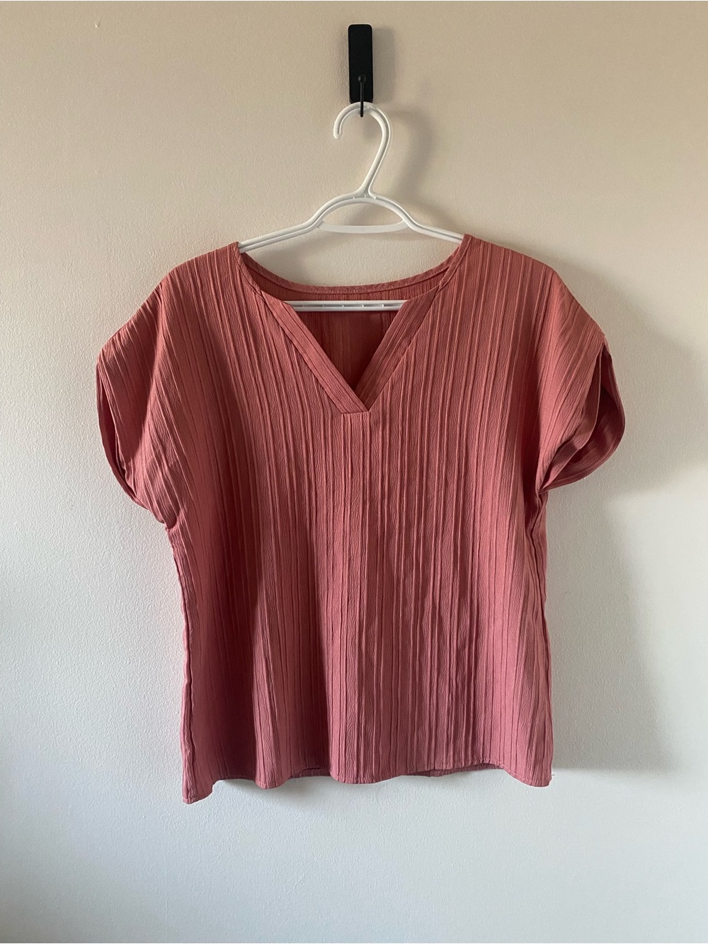SHEIN Vcay Soild Plisse V-Neck Batwing Sleeve Blouse